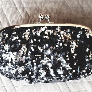 Black sequined Clutch